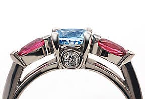 950 Palladium: Gemstone Setting Considerations