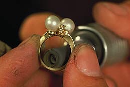 Figure 4.11. Using a sanding drum on the inside