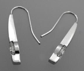 Reconstructing Earrings Using Welding Technology