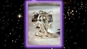 18K Hollow cross pendent