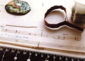 Assembly of wire-wrap pendant.