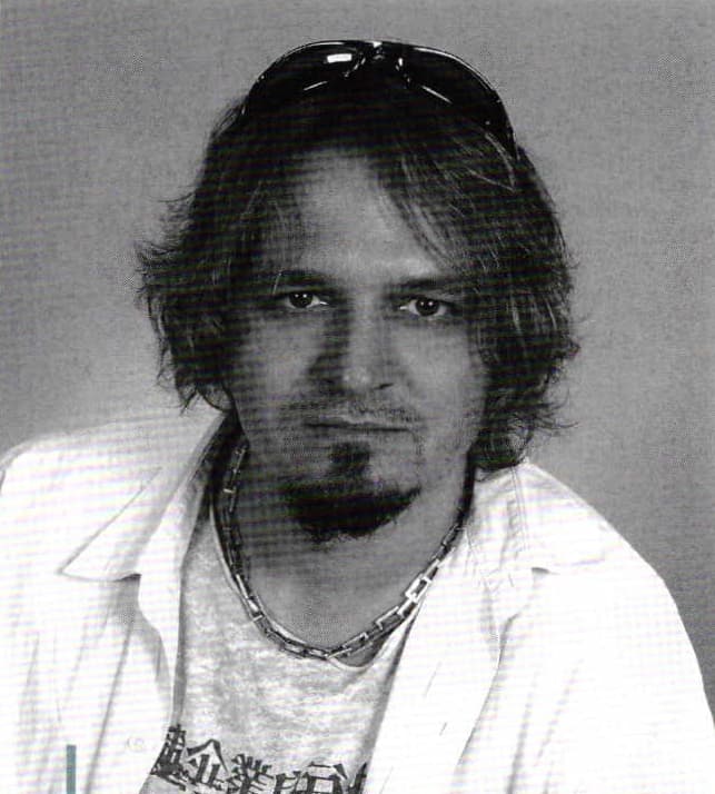 Captivating Lightness of Stainless Steel