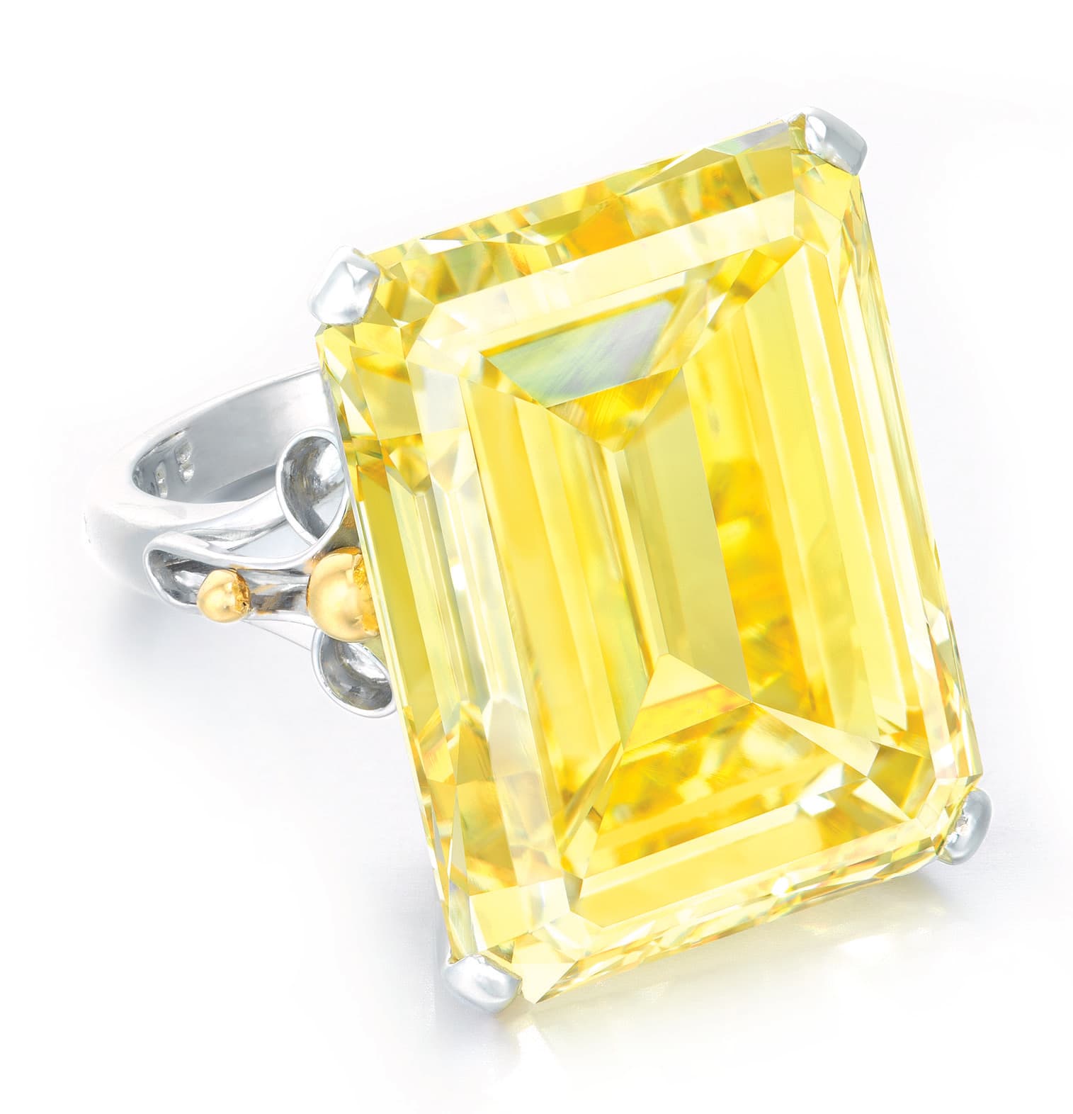 Article: Fancy Color Diamonds