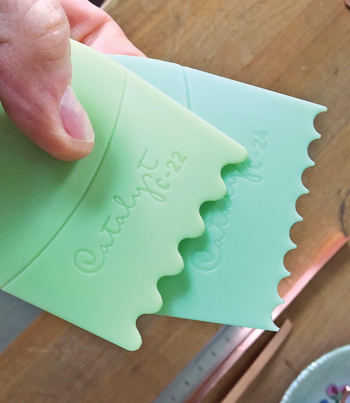 Using Non-Jeweler’s Tools For Fabrication: How To Repurpose Painting Blades For Bezels