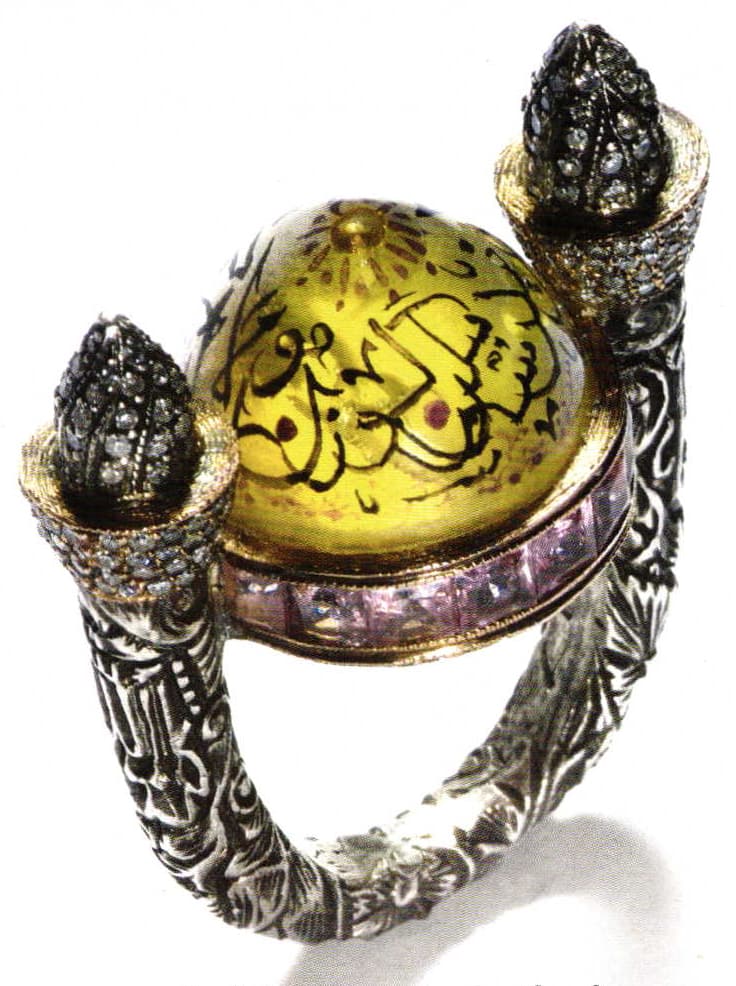 Sightseeing: Between Architecture and Jewelry