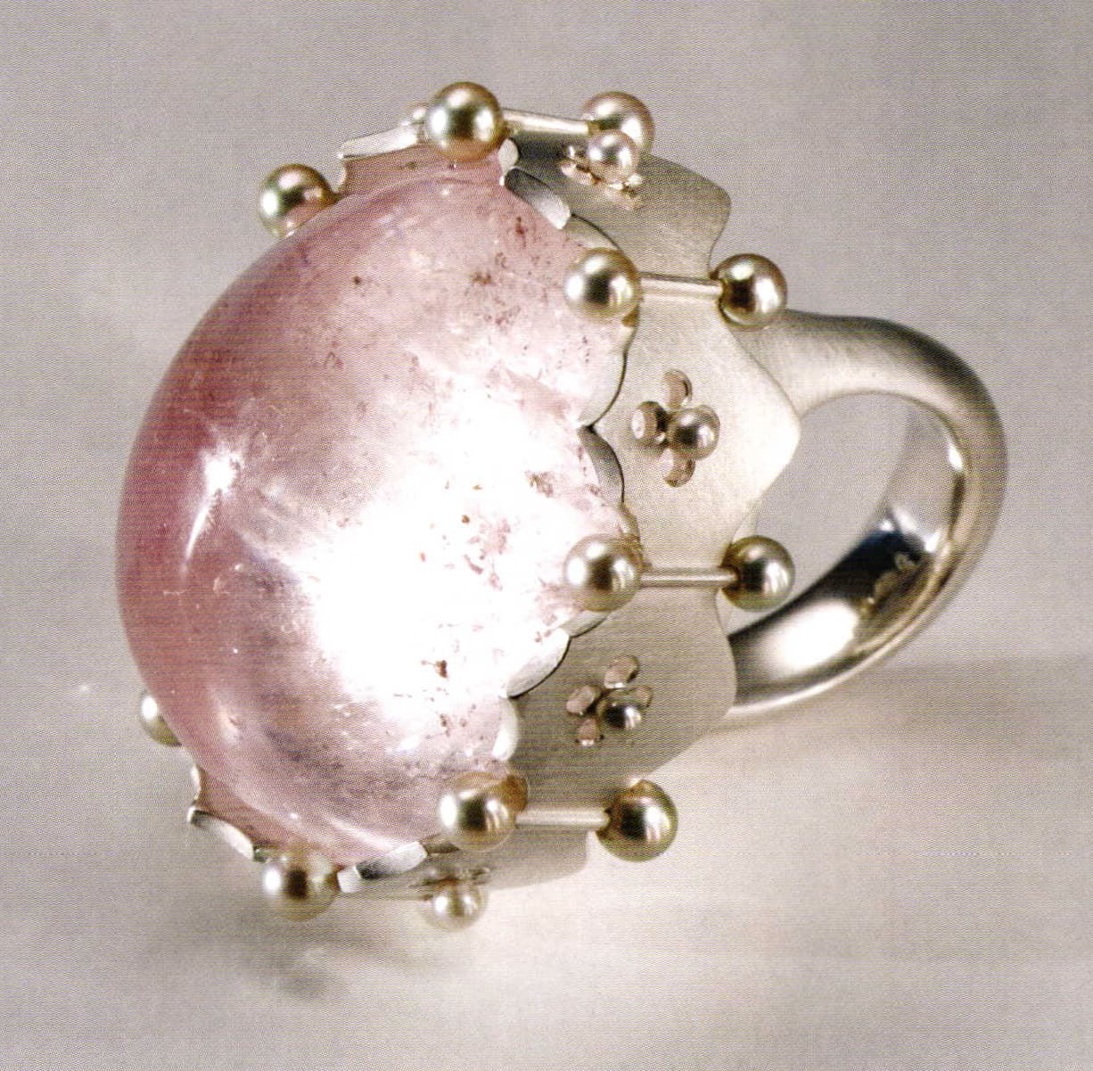 Luxury: Precious Brand or Unique Piece