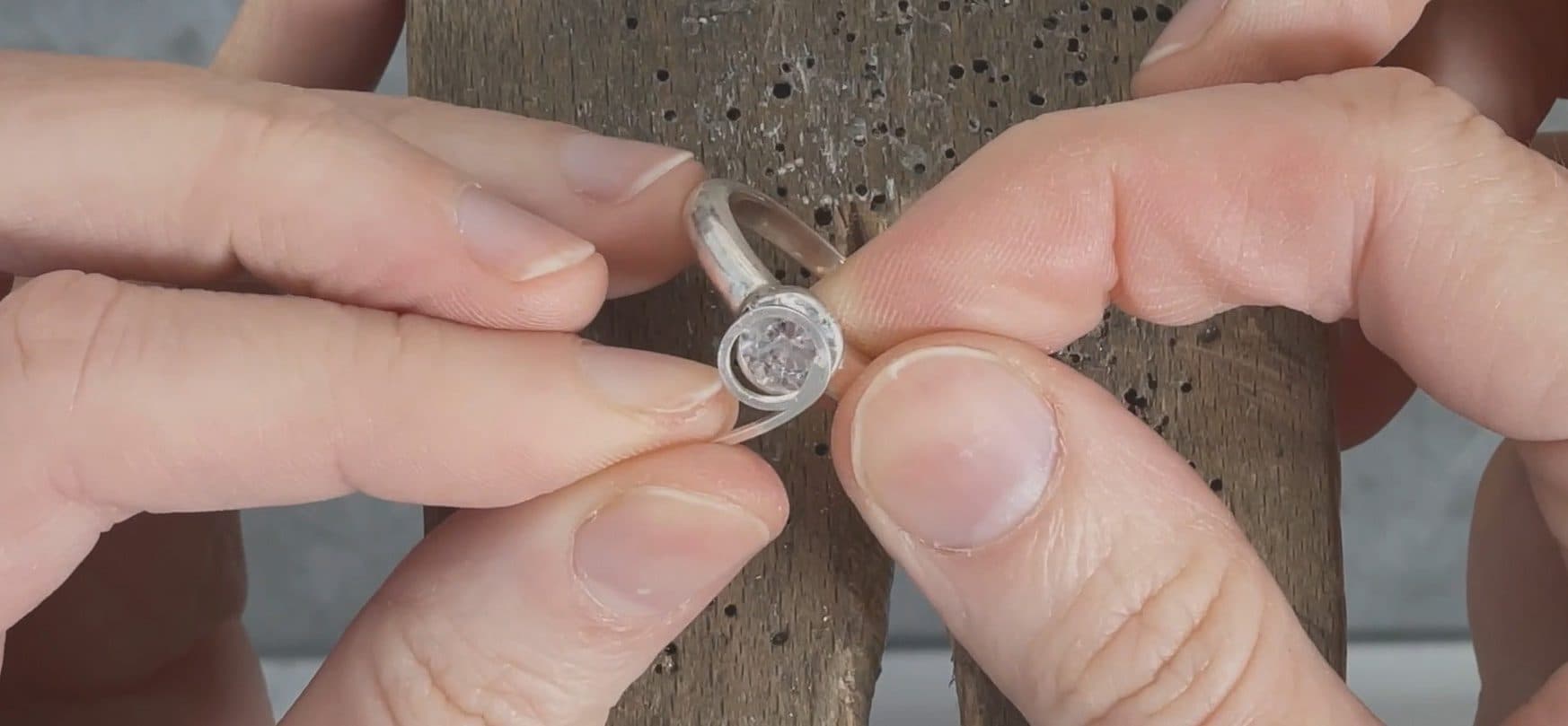 How To Repair A Bezel Using A Jump Ring