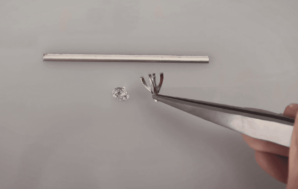 Installing a Peg Head With Split Prongs