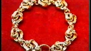 Gold hollow bracelet for Dorina