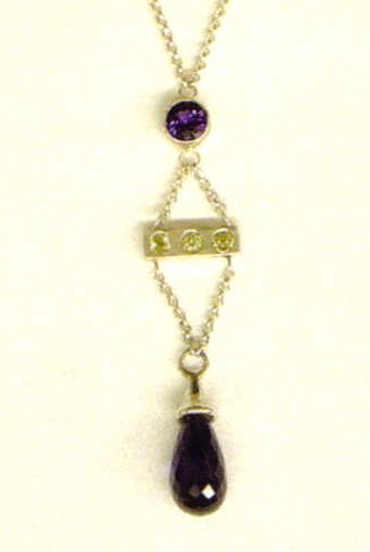 Jewelry Designs: Bella Pendant